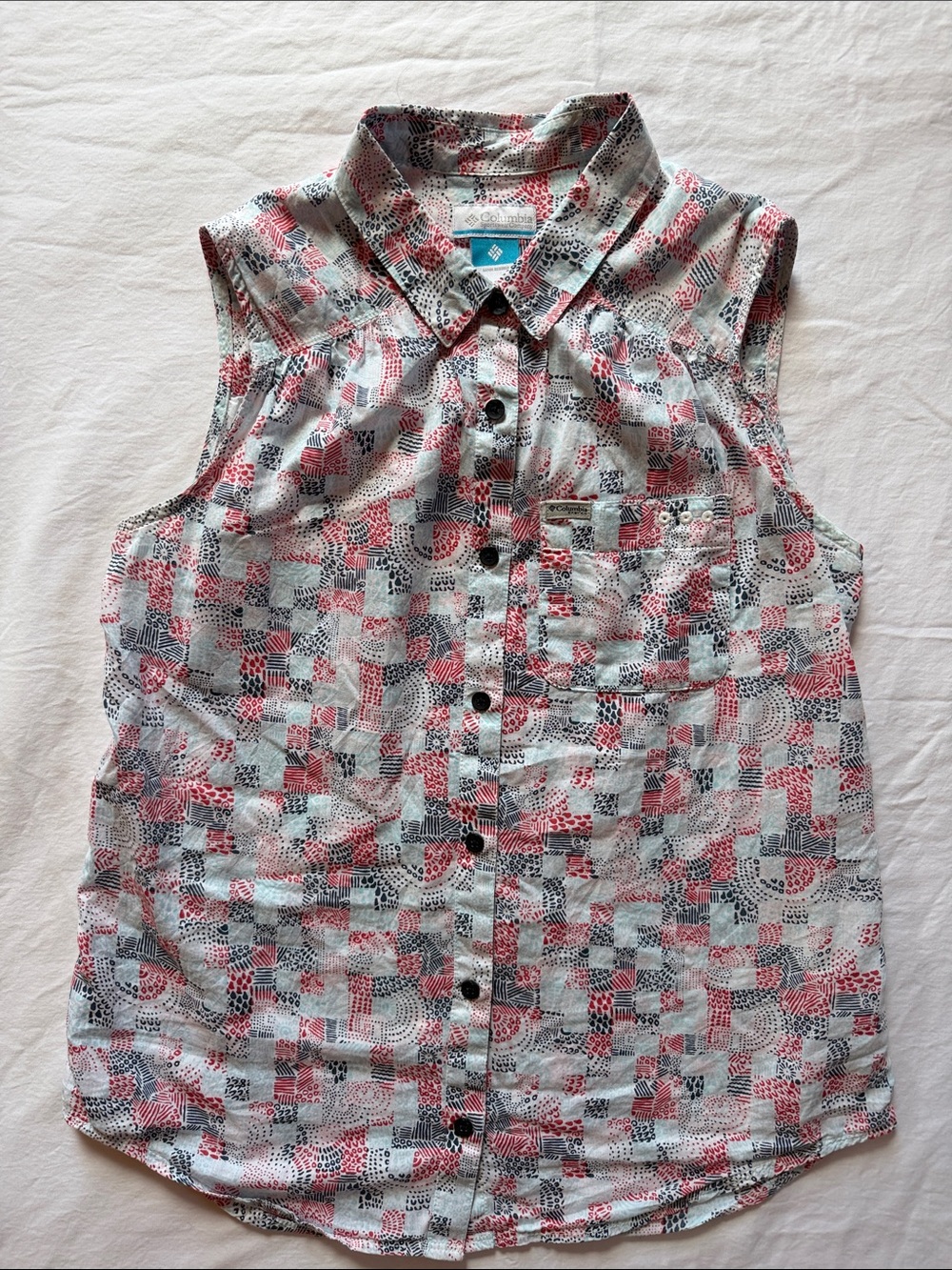Columbia Sleeveless Button-Up Blouse